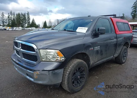 2015 Ram 1500 Tradesman z USA, uszkodzony, nr VIN 3C6JR7AT1FG652486